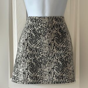 ASTARS Taupe & Black Snakeskin Mini Skirt – Size Small